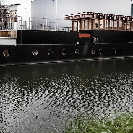 Juno Boat Γάνδη